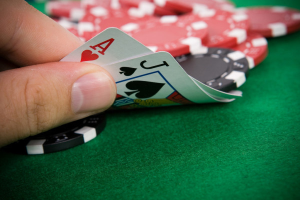 jouer-au-casino-en-ligne-blackjack-argent-reel-regles-de-jeux-casino-a-choisir